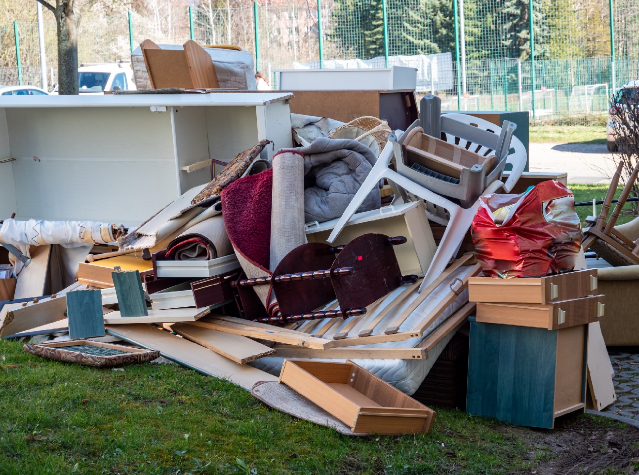 Mitcham Eastfields Rubbish Collection